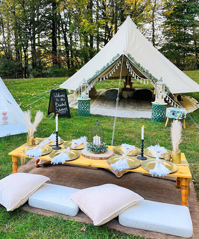 Picnic with Tent image
